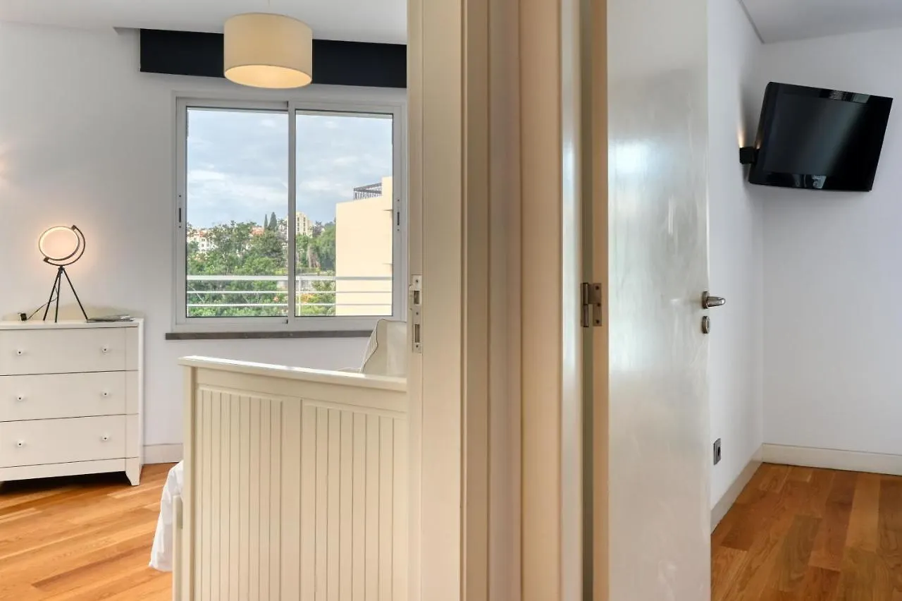 Apartment Jasmineiro, A Home In Madeira Funchal